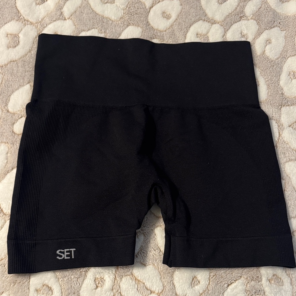 SET Black High-Waisted Shorts